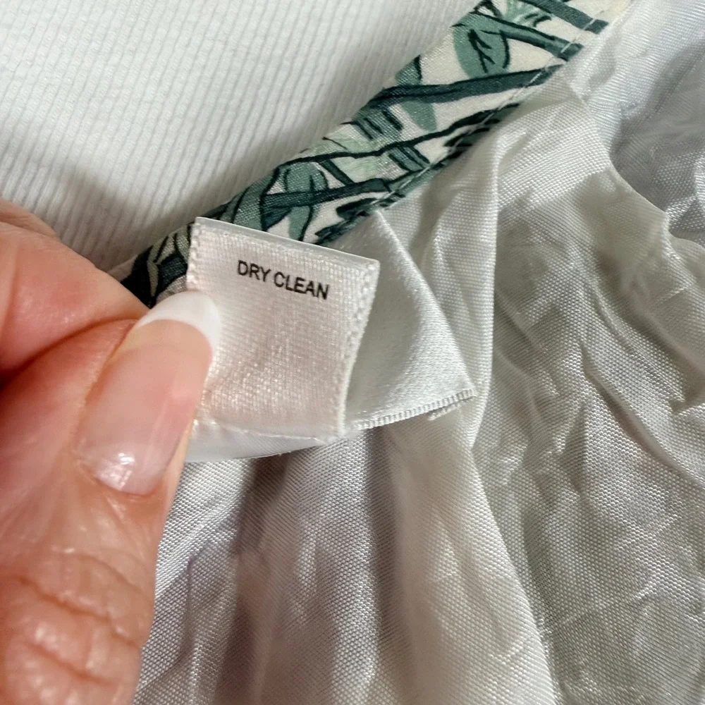 Ann‎ Taylor Loft Skirt 6 White Floral 100% Silk Tiered Ruffle Botanical